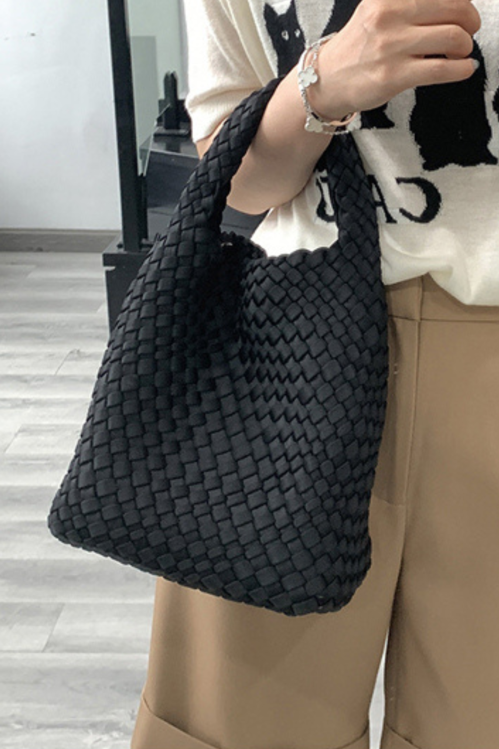 'Christine' Hand-Woven Hand Bag (2 Colors)