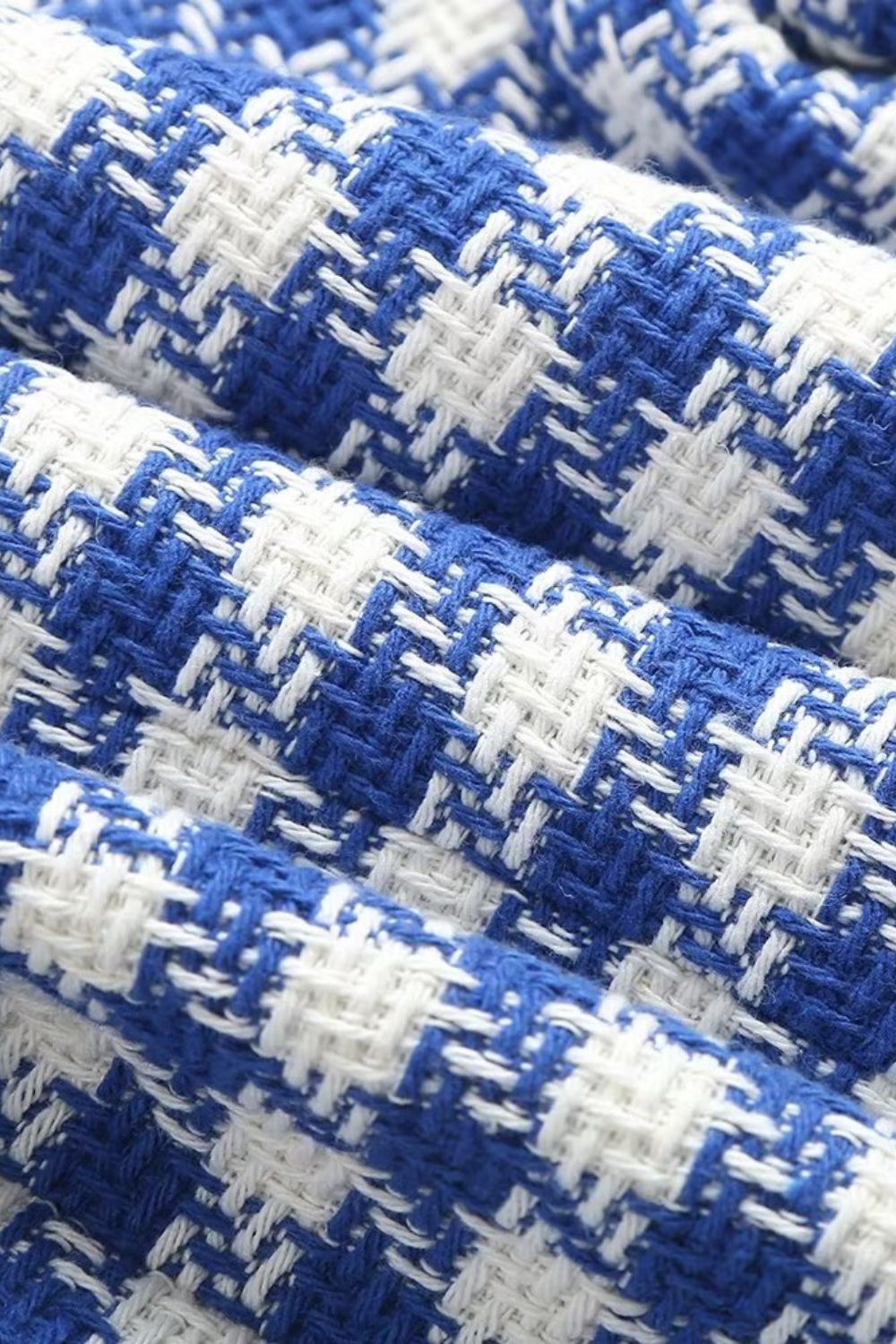 'Avery' Textured Short Casual Blazer