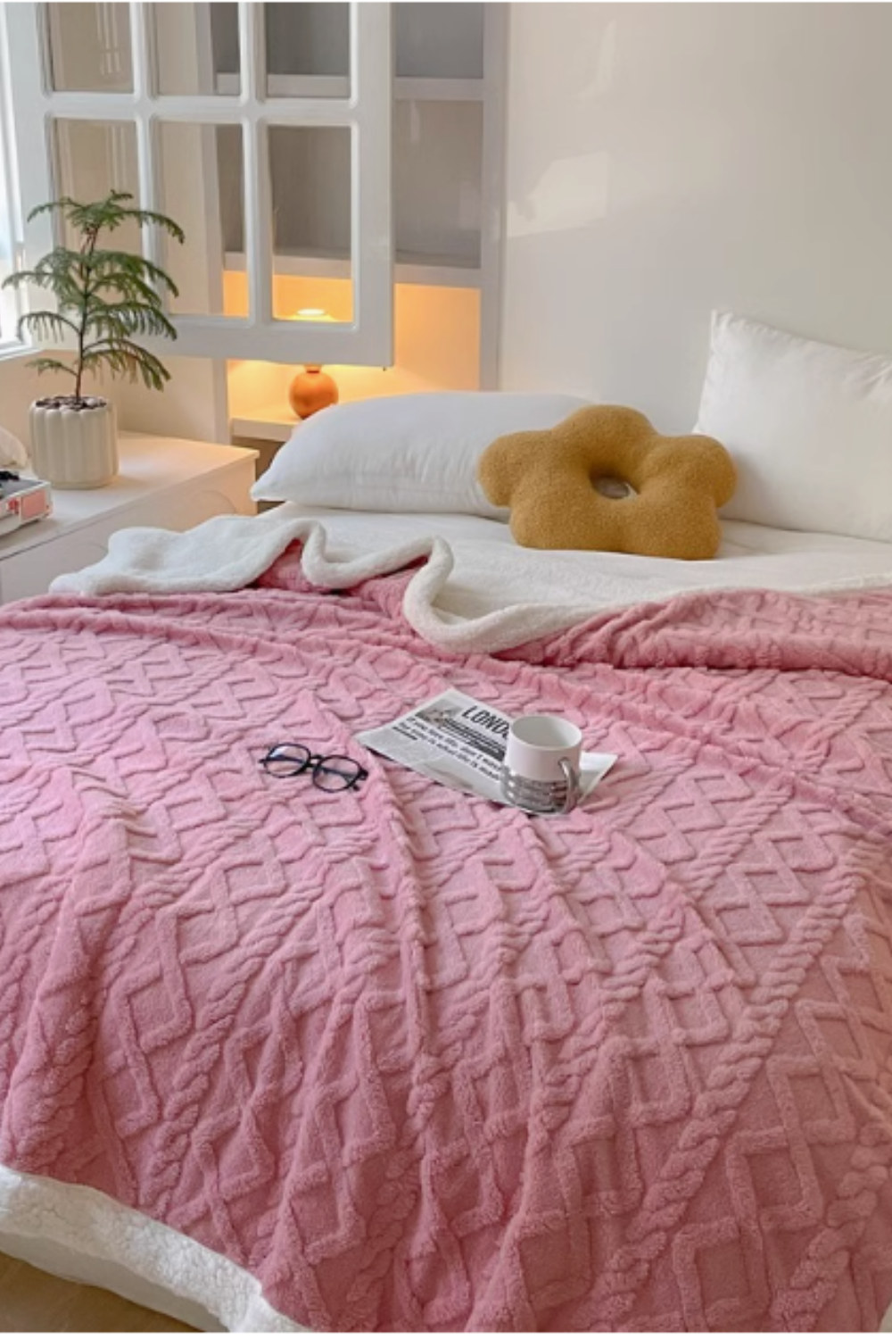 'Hannah' Thick Fleece Throw Blanket (9 Colors)