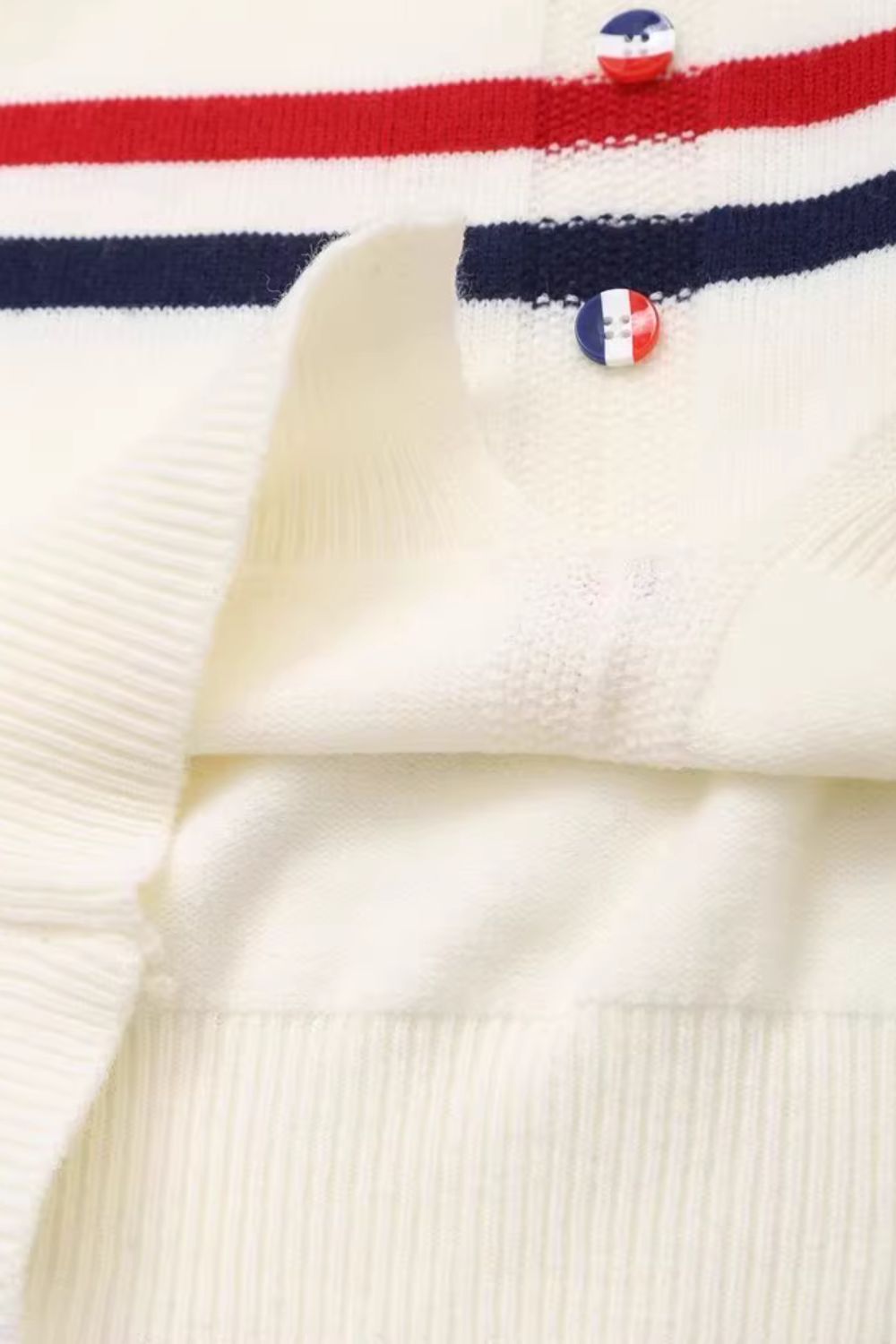 ' Luna ' Embroidered V-Neck Long-Sleeve Pullover Sweater