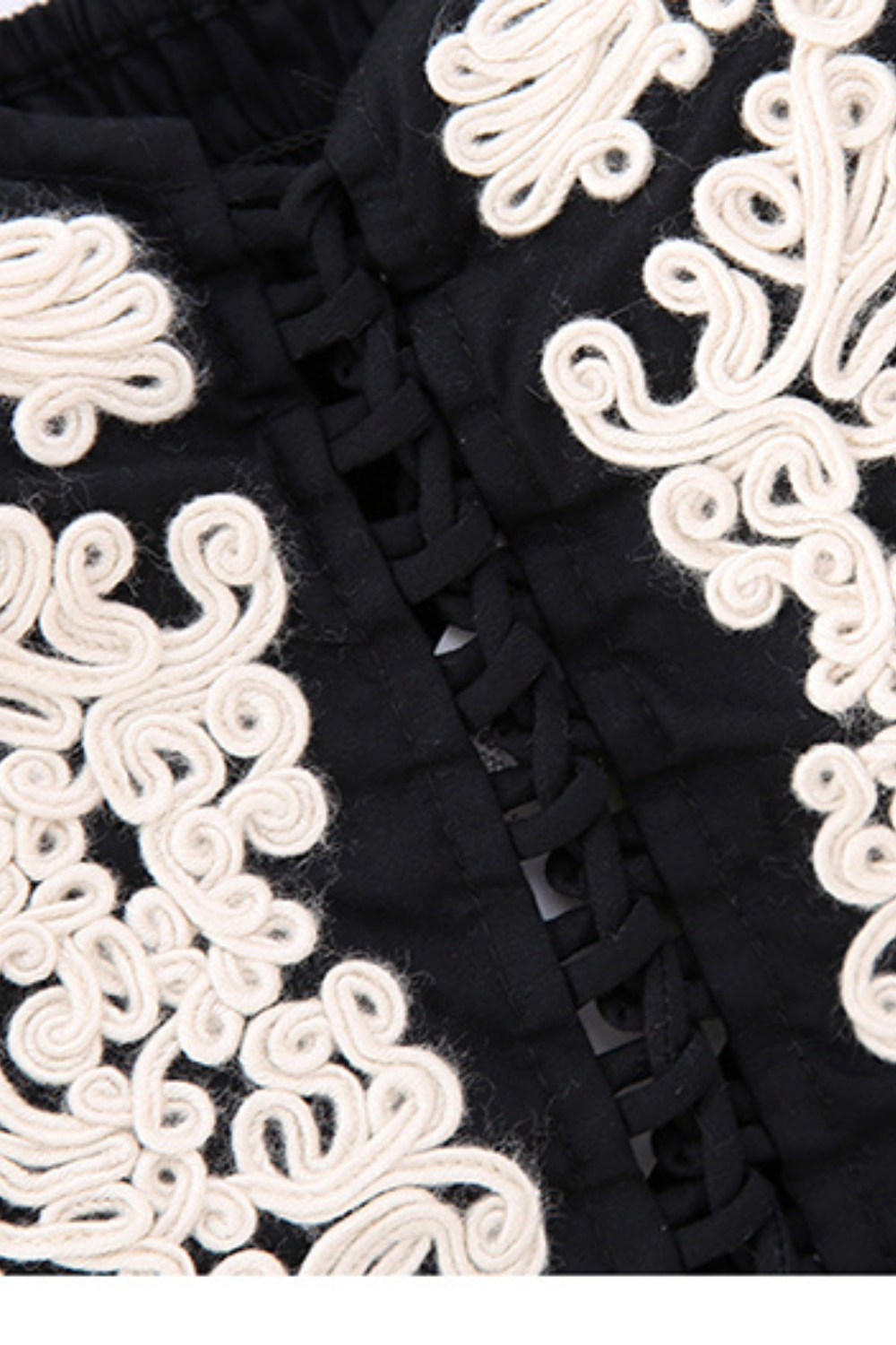 'Ivanna' Embroidery Spaghetti Straps Crop Top