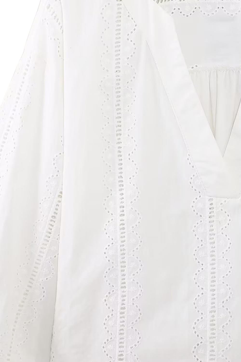 'Sadie' V-Neck Embroidery Lantern Sleeve Blouse