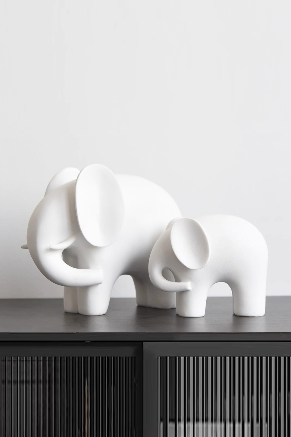 'Rae' Elephant Minimalistic Home Decor Two-Piece Set