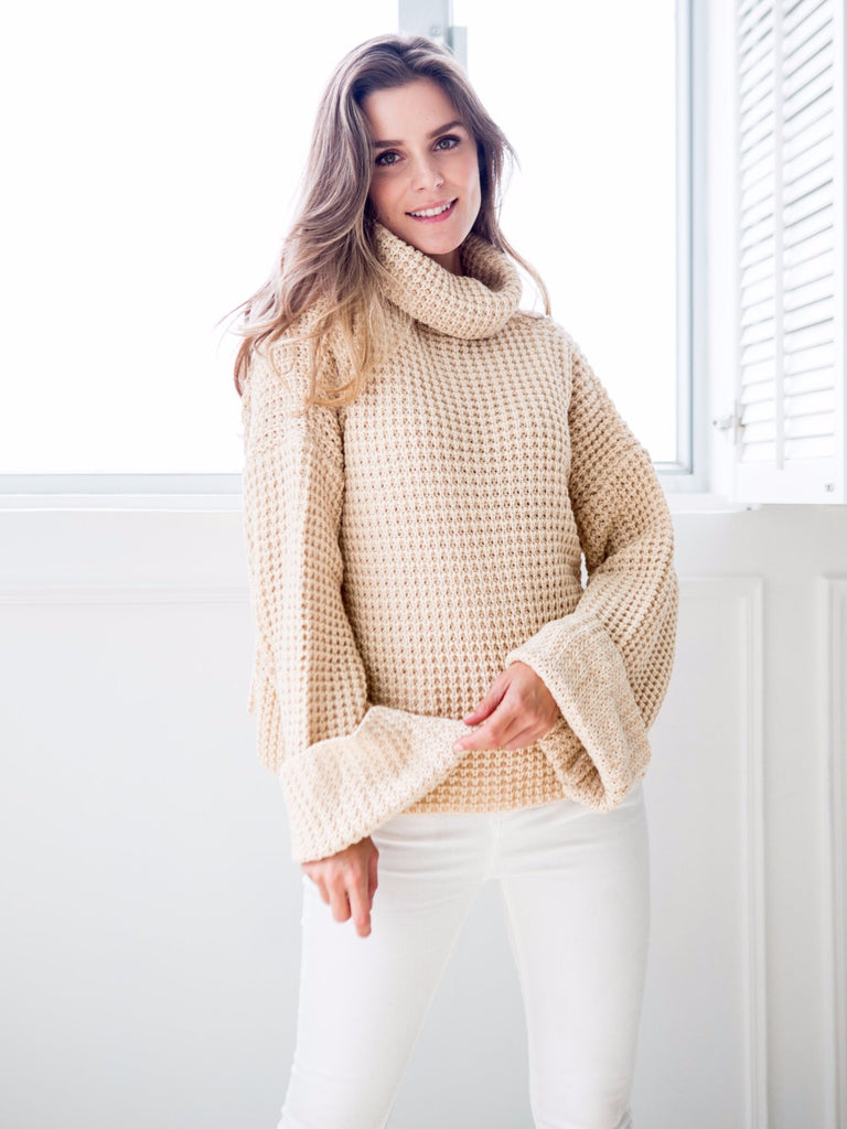 Goodnight Macaroon 'Retta' Cream White Ribbed Cropped Turtleneck Sweater Model Front Half Body